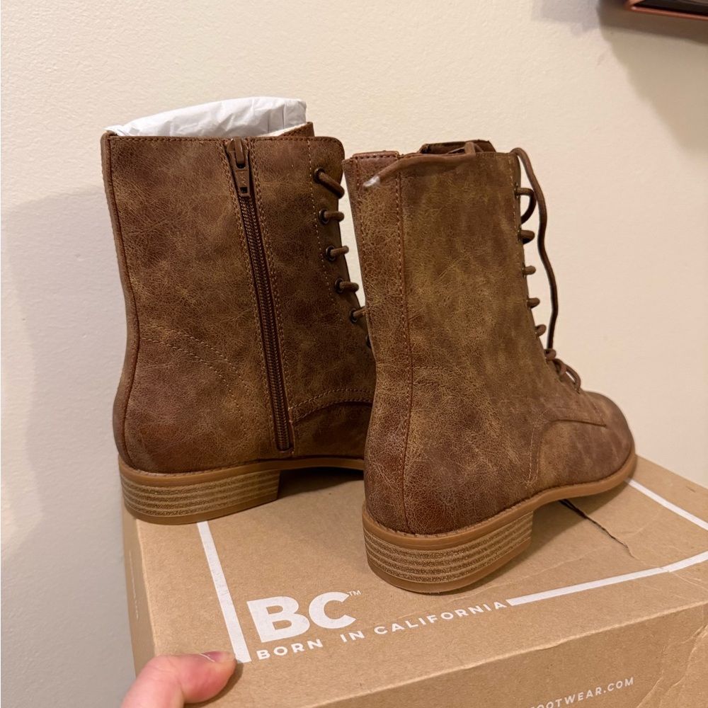 Lace up vegan leather combat boots - Picture 2 of 11